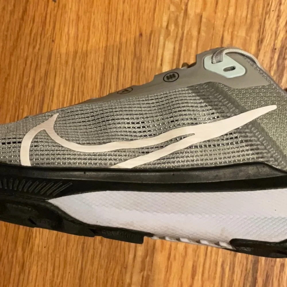 Nike Trail Running Shoes Terra Kiger - Gray/Black Men’s Size 7